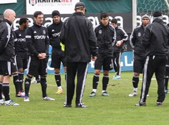 Beşiktaş maç saatini bekliyor