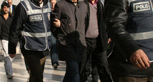 İzmir'deki operasyonda 7 tutuklama daha