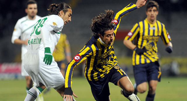 Bakandan Ankaragücü'ne destek