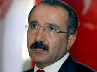 Dinçer'den İstiklal Marşı iddialarına tepki