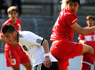 U17'ler İskoçya lkarşısında