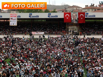 22 bin kişilik kitap okuma rekoru - Foto