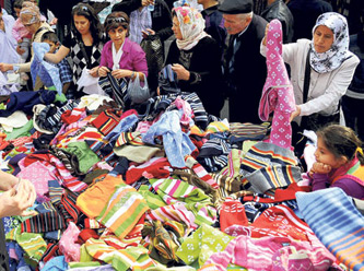 Bayram ve okul alışverişi birleşti