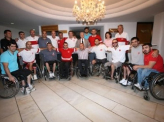 Basketbolda tarihi başarı!