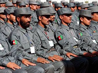 NATO: 350 bin Afgan askeri var