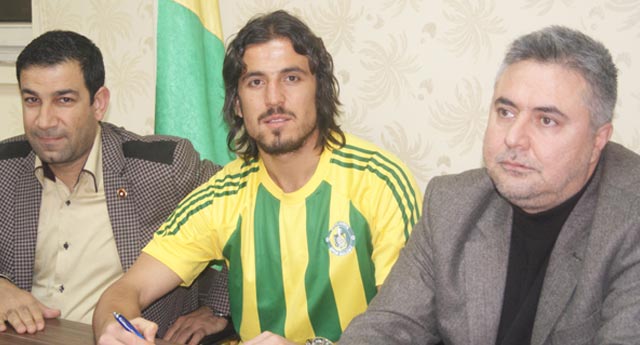 Ramazan Sal imzaladı
