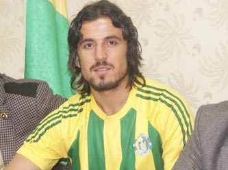 Ramazan Sal imzaladı