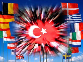 Ekonomi rakamları düşman çatlatıyor