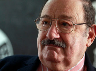 Umberto Eco'ya barış madalyası
