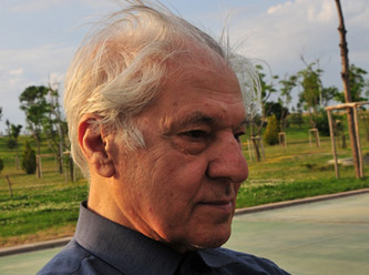 Nuri Pakdil sempozyumu