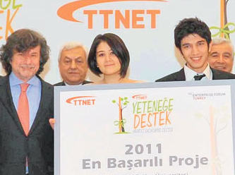 TTNET ödülünü iki proje paylaştı