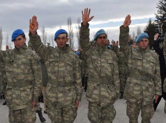 Sözleşmeli erler birliklerine uğurlandı
