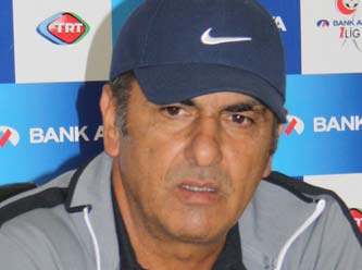 Burak futbolcu olsun diye