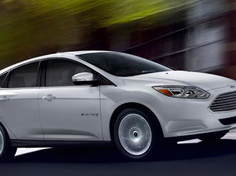 Ford Focus sınıfının zirvesine oynuyor