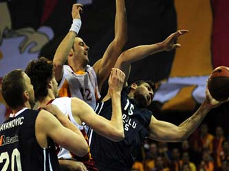 Türk gecesinde kazanan Galatasaray: 64-56