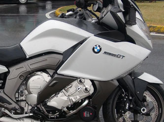 Başbakan konvoyuna son model motosiklet