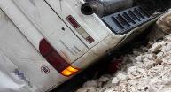 Otobüs ters şeride girdi: 4 ölü