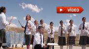 Çöpe atılan malzemeden müzik yapıyorlar