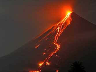 Filipinler'de yanardağ alarmı