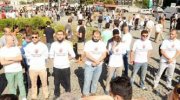 Duran adama karşı duran adam!