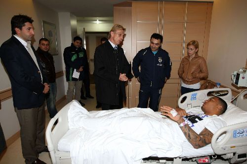 Iste Ameliyat Sonrasi Colin Kazim Foto