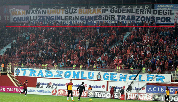 Unutmadiginiz Pankartlar Ve Sloganlar Arsiv Bordomavi Net Trabzonspor