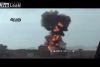 Hava bombardımanı otomobilde yakaladı