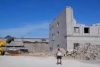 Tuğlaların kendisine geleceğini hiç tahmin edemedi!