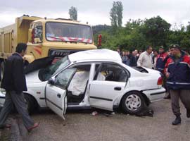 Düğün  konvoyunda DEHŞET: 5 ÖLÜ