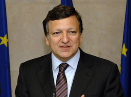 Barroso:Laiklik zorla dayatılamaz
