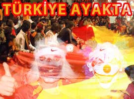 Galatasaraylılar ÇILDIRDI - KARELER