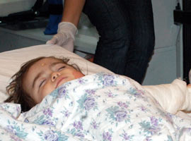 Yanmış bebek beş hastaneden döndü