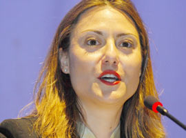 Zeyno'nun oyununu  uzmanlar bozdu