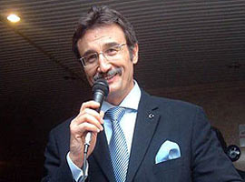 Tüzmen'den esprili 'dinleme' yorumu