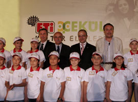 ETİ ve ÇEKÜL'den 4 bin kültür elçisi