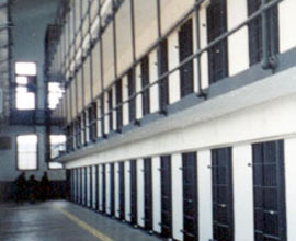 1150 mahkum cezaevinden kaçtı