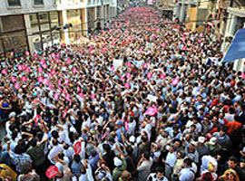 TÜRKİYE TARİHİ'NDE BİR İLK