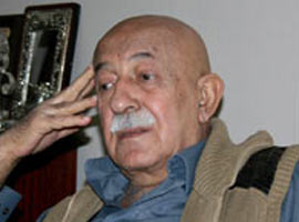 Yazar Erdem Bayazıt vefat etti