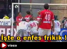 Milli futbolcudan muhteşem frikik - İZLE