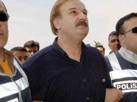 Tekin'den pes dedirten açıklama