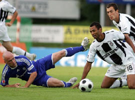 Kartal Schalke'yi yıktı geçti