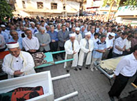 Konya 'masum' evlatlarına ağladı 