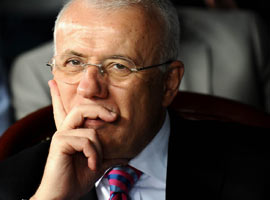 Ertuğrul Özkök'ten tuhaf bir yazı