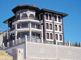 Bahçeli'ye  kartal yuvası gibi villa