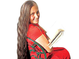 55 yıldır saçlarını hiç kesmemiş !