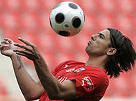 Galatasaray, Baros ile anlaştı  iddiası