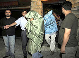 Utançlarından poşete girdiler !