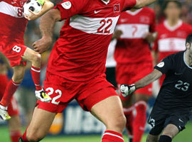 En iyi 100 futbolcunun 8'i Türk ! - Foto