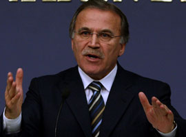 Şahin'den Deniz Feneri açıklaması