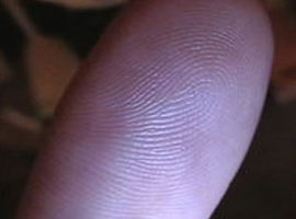 Öğrencilere 'parmak izi' tehdidi  